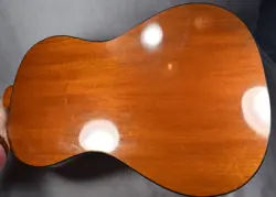 CLASSICAL ACOUSTIC GUITAR