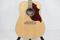 GIBSON HUMMINGBIRD STUDIO