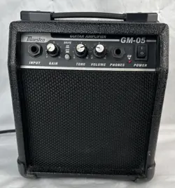 GUITAR PRACTICE AMPLIFIER