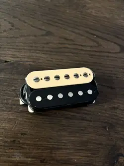 TRADBUCKER NECK PICKUP