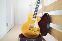 GIBSON CUSTOM SHOP HISTORIC COLLECTION 1957 LES PAUL GOLD TOP NO.YG409