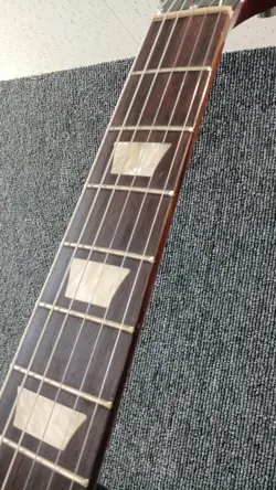 GIBSON LESPAUL STUDIO ELECTRIC GUITAR