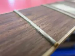 REISSUE NECK