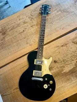 1975 BLACK VINTAGE