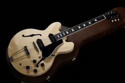 GIBSON ES330   ANTIQUE NATURAL  MADE IN 2024   GOOD CONDITION