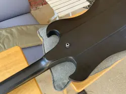 GIBSON NIKKI