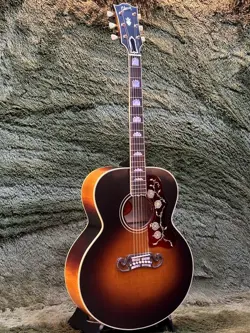 COLLECTION~1957 SJ-200