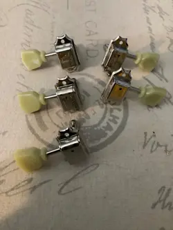 GIBSON DELUXE GREEN KEY TUNER  NICKEL SET OF 5