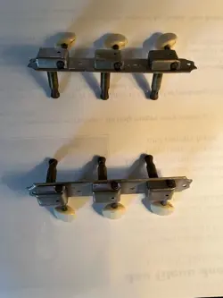 VINTAGE 60'S TUNERS FOR A GIBSON SG SPECIAL