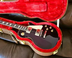 GIBSON LES PAUL STANDARD 60S FIGURED TOP - TRANSLUCENT OXBLOOD