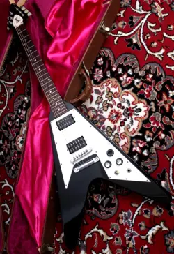 1995 FLYINGV BLACK