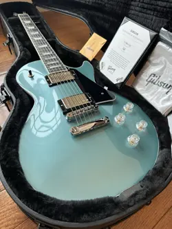2022 GIBSON LES PAUL MODERN - FADED PELHAM BLUE