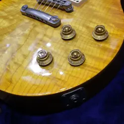 2000 E.GUITAR