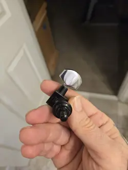 METAL BUTTONS