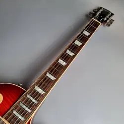 PLUS RED