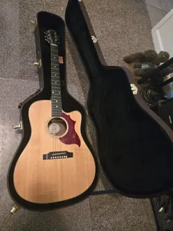 2021 GIBSON HUMMINGBIRD ACOUSTIC GUITAR - WALNUT AG