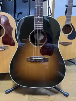 ACOUSTIC GUITAR GIBSON J45 VINTAGE SUNBURST 2007 WITH HARD CASE