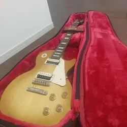GIBSON LES PAUL TRIBUTE / ELECTRIC GUITAR W/ ORIGINAL GIGBAG MADE IN 2018 USA
