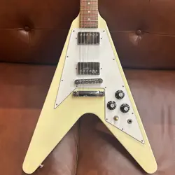 GIBSON 2015 JAPAN LIMITED FLYAING V CLASSIC WHITE3.14KG3F