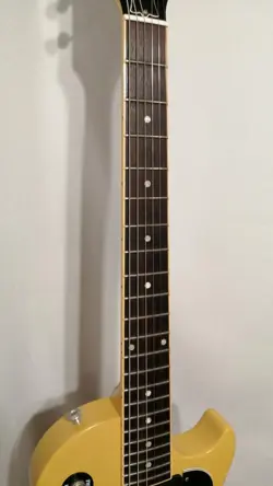 GIBSON LES PAUL SPECIAL ELECTRIC GUITAR