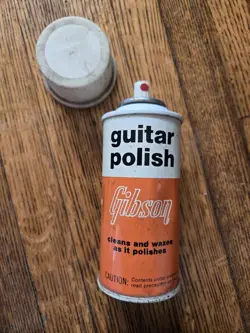 VINTAGE GIBSON GUITAR POLISH SPRAY CAN
