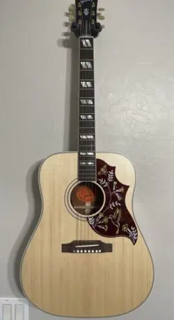 GIBSON HUMMINGBIRD FADED (NATURAL) ACOUSTIC GUITAR