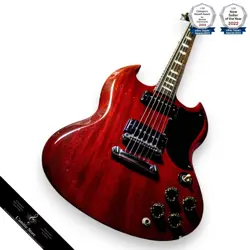 1975 VINTAGE GUITAR
