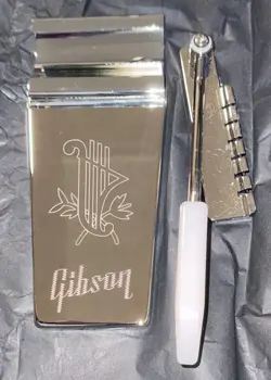 LYRE GIBSON SG