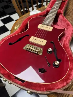 2004 GIBSON BLUESHAWK GUITAR RED BLUES HAWK