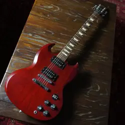 GIBSON SG 70S TRIBUTE HERITAGE CHERRY 2012 USED ELECTRIC GUITAR