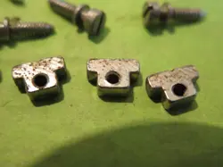 SADDLES SCREWS FOR