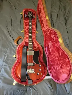 GIBSON SG STANDARD BASS GUITAR HERITAGE CHERRY W/CASE NEW OPEN BOX