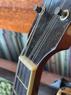 GIBSON SIGNATURE SERIES