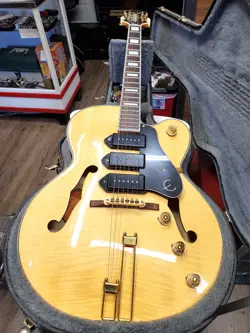 GIBSON  ZEPHYR BLUES DELUXE W/ CASE RARE FEW MODS R00F 0671 EPIPHON