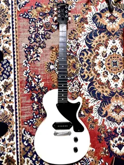 GIBSON LES PAUL JR. GIBSON LES PAUL JR. 2009 #PFL82L