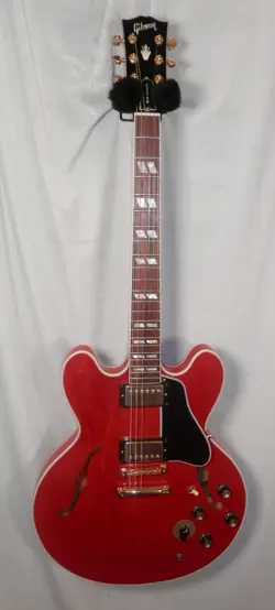 CHERRY RED SEMI-HOLLOW