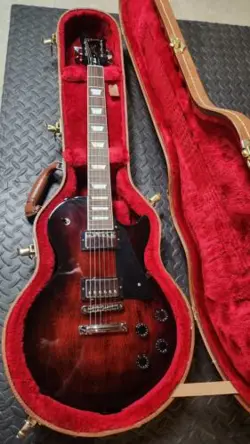 2019 GIBSON LES PAUL STUDIO