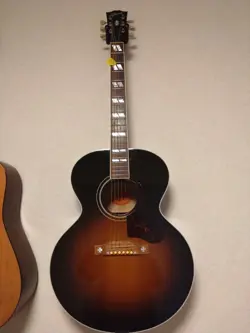 ACOUSTIC GUITAR GIBSON J-185 VINTAGE SUNBURST