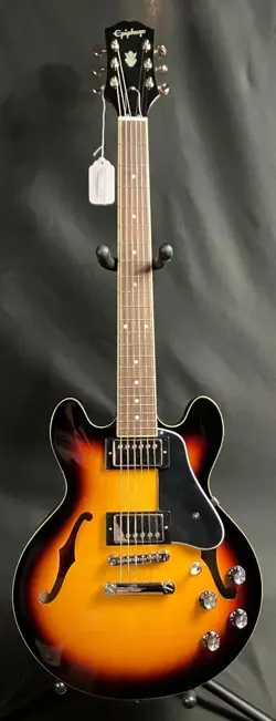 BY GIBSON' SEMI-HOLLOW