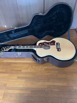 ACOUSTIC GUITAR GIBSON J 200 STANDARD ANTIQUE NATURAL 2019