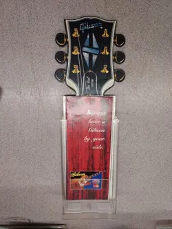 GUITARS CREDIT