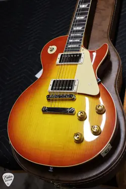 REISSUE GLOSS ANTIQUITY
