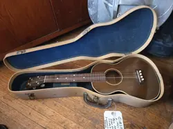 VINTAGE GIBSON TENOR UKULELE-EXCELLENT PLUS-WITH ORIGINAL CASE