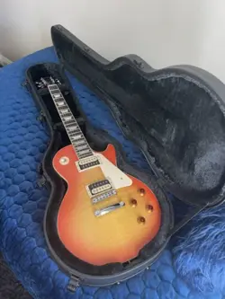 GIBSON LES PAUL TRADITIONAL PRO V FLAME TOP