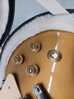 GIBSON USA LES PAUL SIGNATURE T GOLD TOP ELECTRIC GUITAR