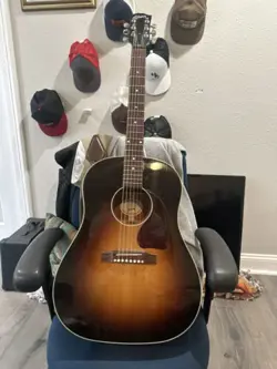 GIBSON J-45 STANDARD ACOUSTIC-ELECTRIC GUITAR VINTAGE SUNBURST