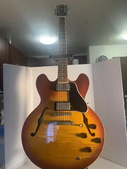 MEMPHIS 'ES-335