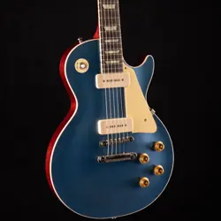CUSTOM SHOP DEALER