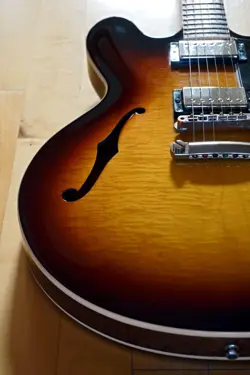 2010 GIBSON 335 DOT REISSUE, FIGURED, BURBON BURST