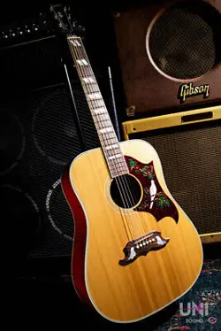 GIBSON DOVE / 2018 USED ACOUSTIC GUITAR